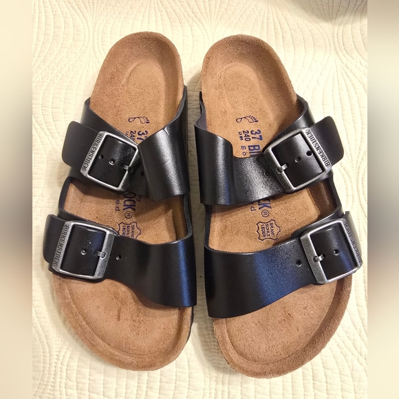 NWOT Birkenstock Genuine Leather Arizona Sandals